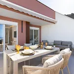 Apartamento Home2book Escape & Pool, Only Adults