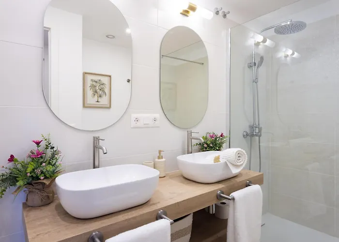 Home2book Escape & Pool, Only Adults * Costa Adeje (Tenerife)