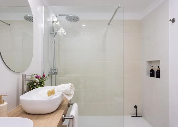 Home2book Escape & Pool, Only Adults Apartment *