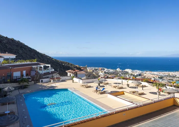 Home2book Escape & Pool, Only Adults *